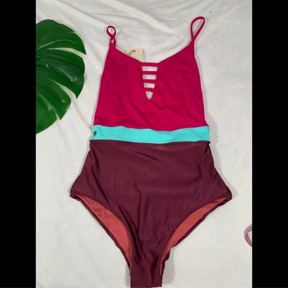 NWT $154‎ Maaji EverGreen Colorblock One-Piece Swimsuit [SZ Medium ] - Picture 3 of 8